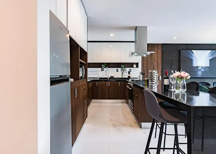 Twin For Groups Near Dining & Culture Apartment